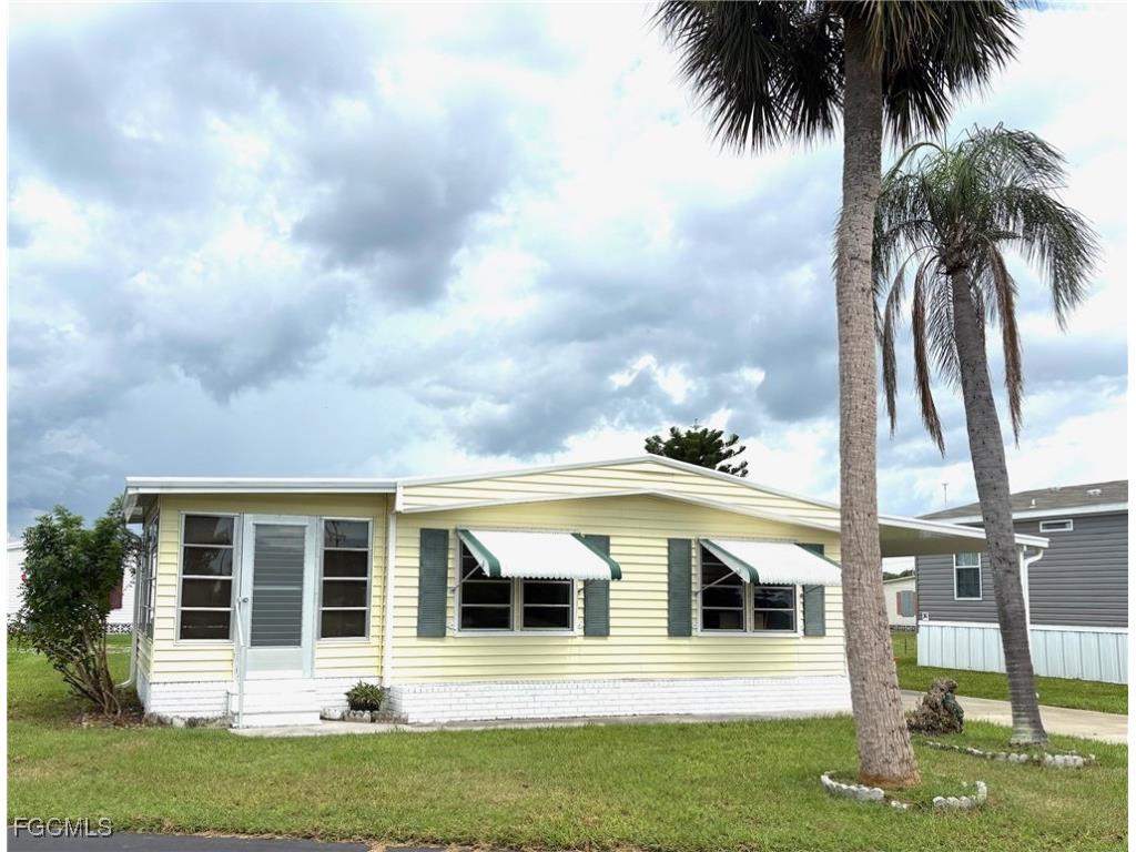 963 Idle Way Drive North Fort Myers FL 33917 2025004153 image5