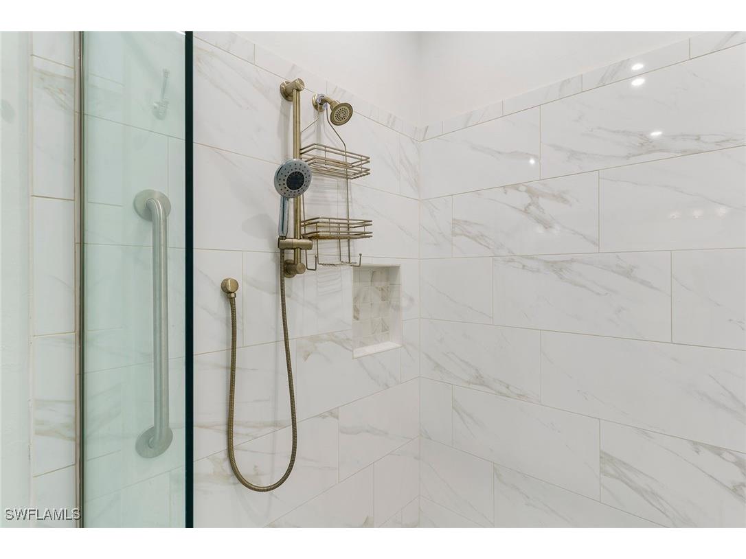 9633 Montelanico Loop #203 Naples FL 34119 226004167 image19