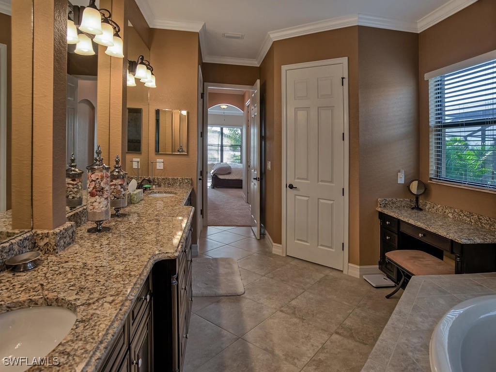 9634 Firenze Circle Naples FL 34113 225065384 image14