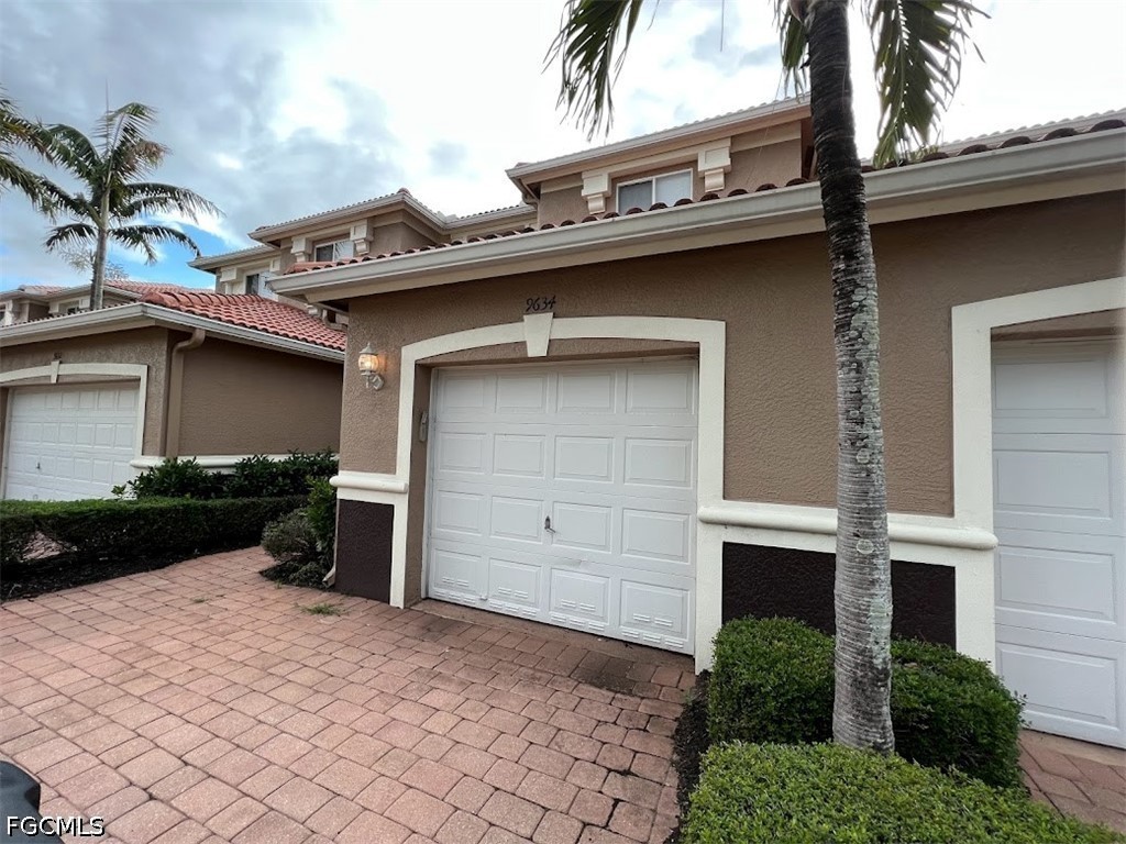 9634 Roundstone Circle Fort Myers FL 33967 2026026069 image1