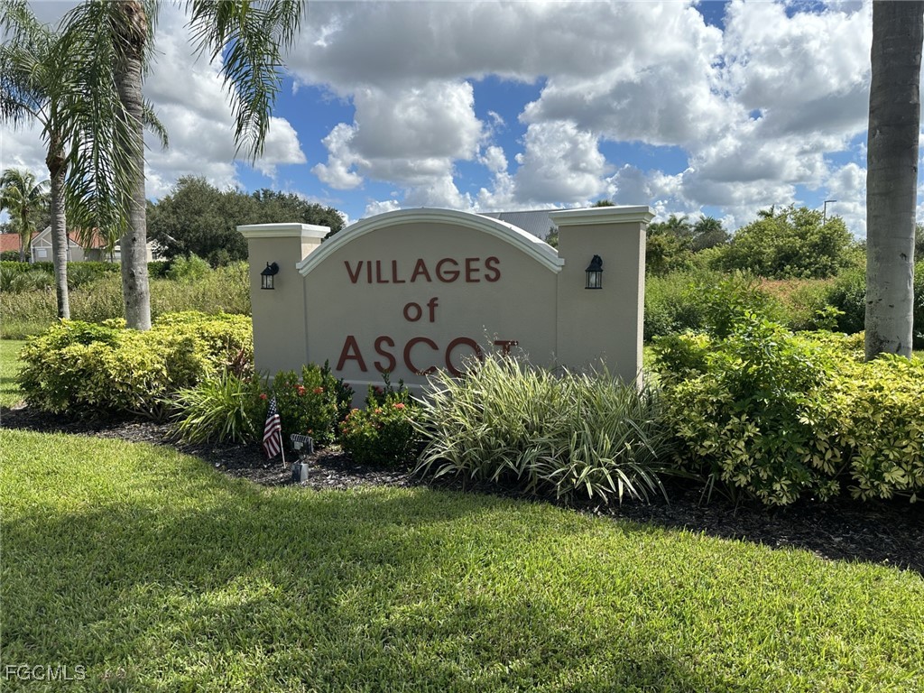 9635 Eaton Gardens Lane #103 Fort Myers FL 33919 2025012490 image1