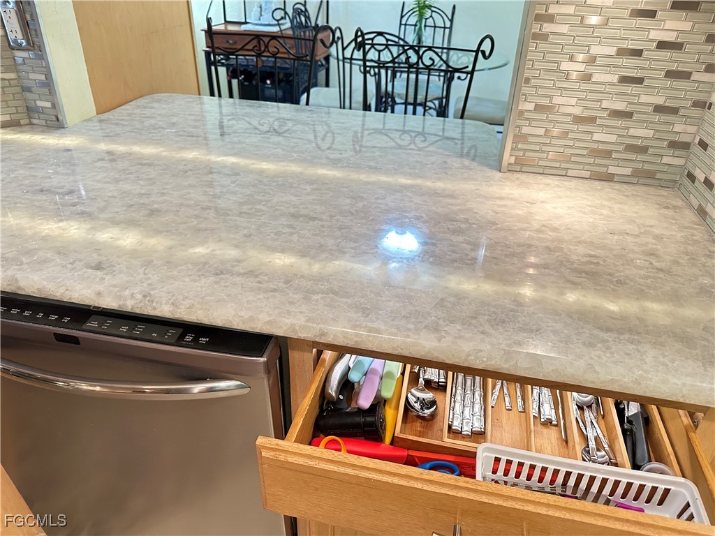 9635 Eaton Gardens Lane #103 Fort Myers FL 33919 2025012490 image14