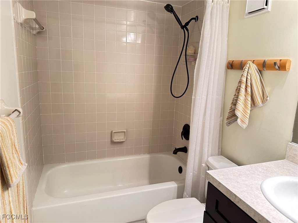 9635 Eaton Gardens Lane #103 Fort Myers FL 33919 2025012490 image26