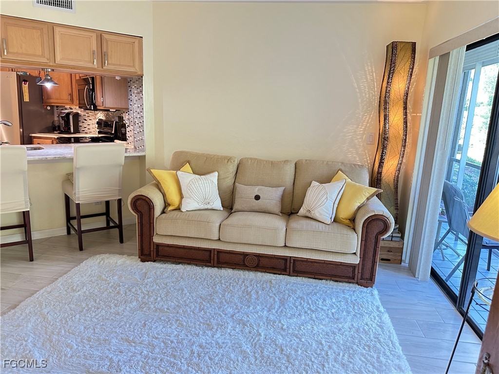 9635 Eaton Gardens Lane #103 Fort Myers FL 33919 2025012490 image8