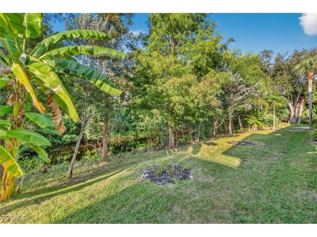 9635 Eaton Gardens Lane #104 Fort Myers FL 33919 2025013769 image23