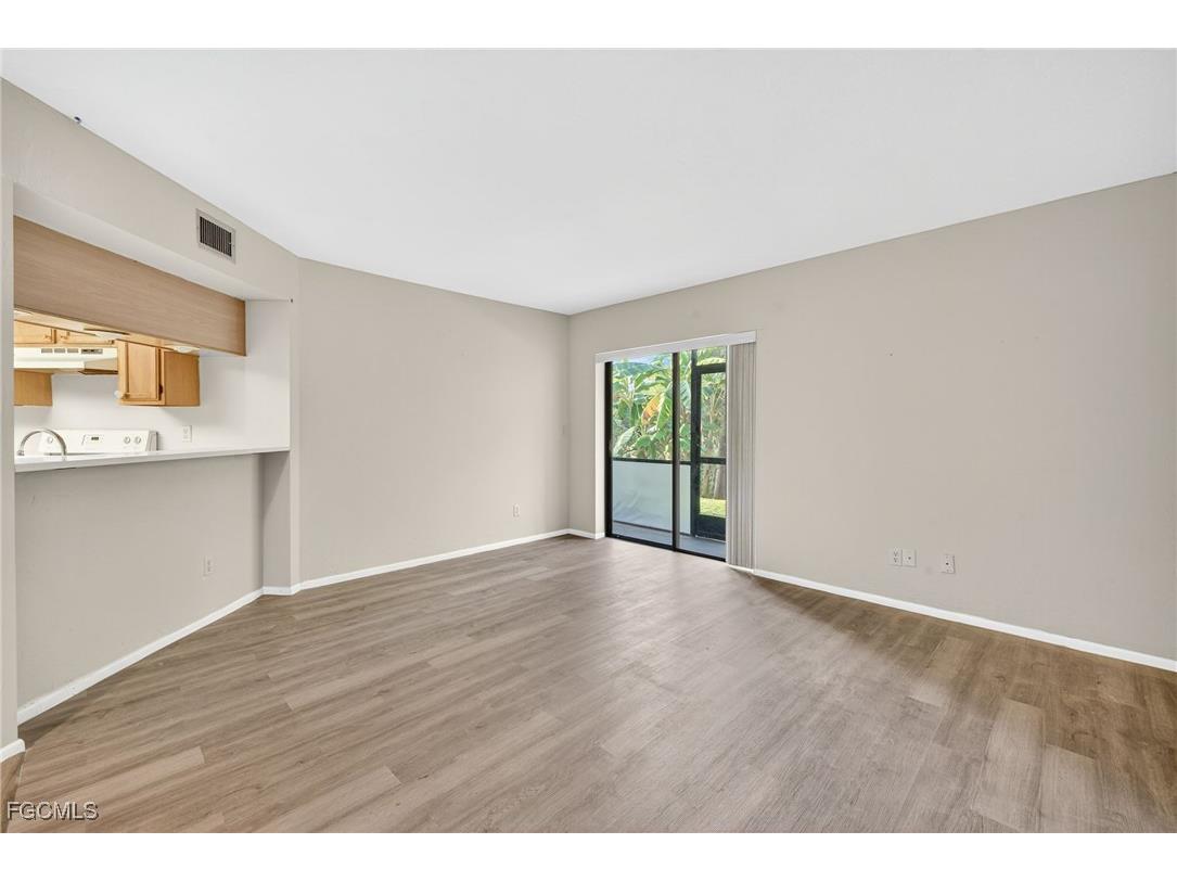 9635 Eaton Gardens Lane #104 Fort Myers FL 33919 2025013769 image4