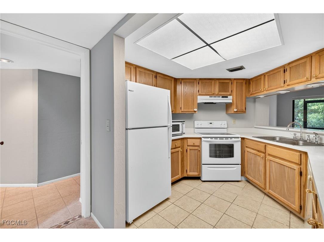 9635 Eaton Gardens Lane #104 Fort Myers FL 33919 2025013769 image9