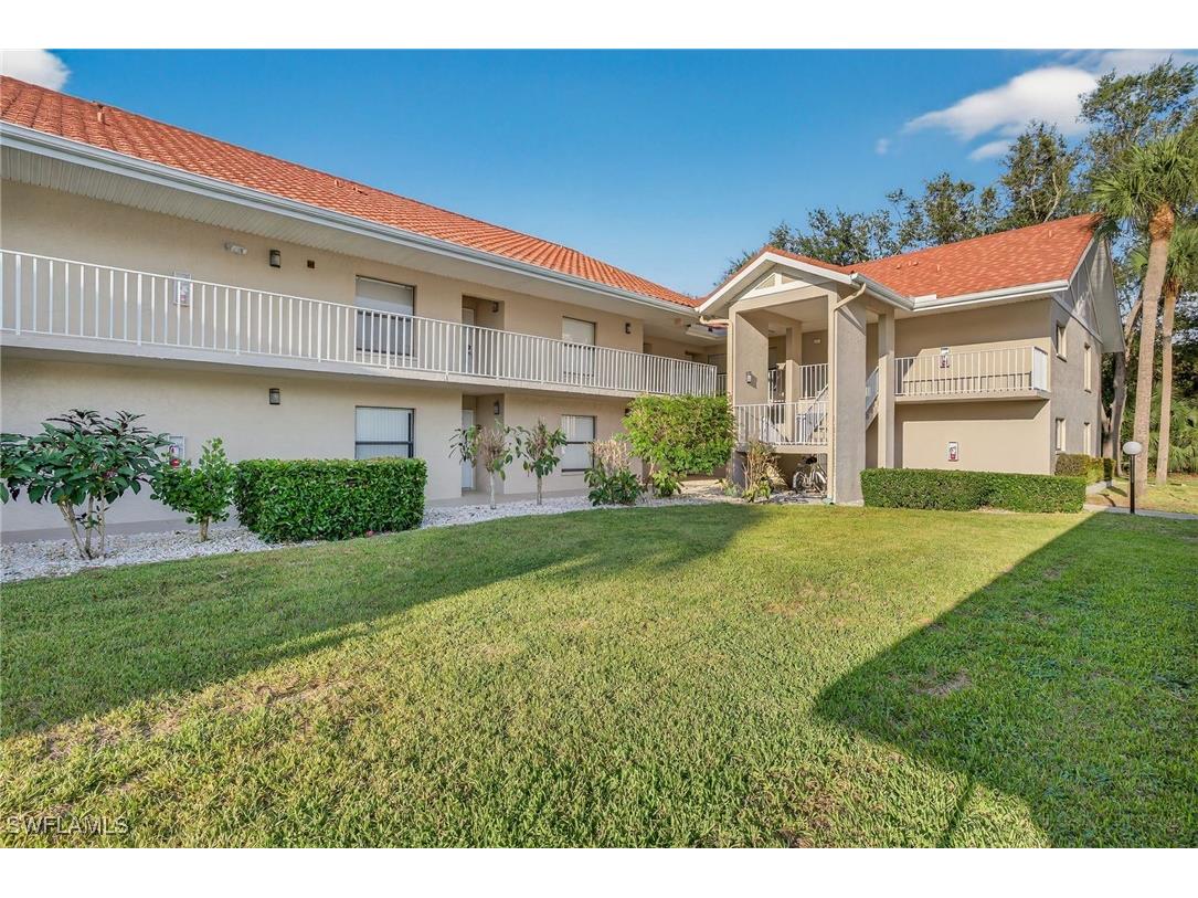 9635 Eaton Gardens Lane #104 Fort Myers FL 33919 226005260 image24