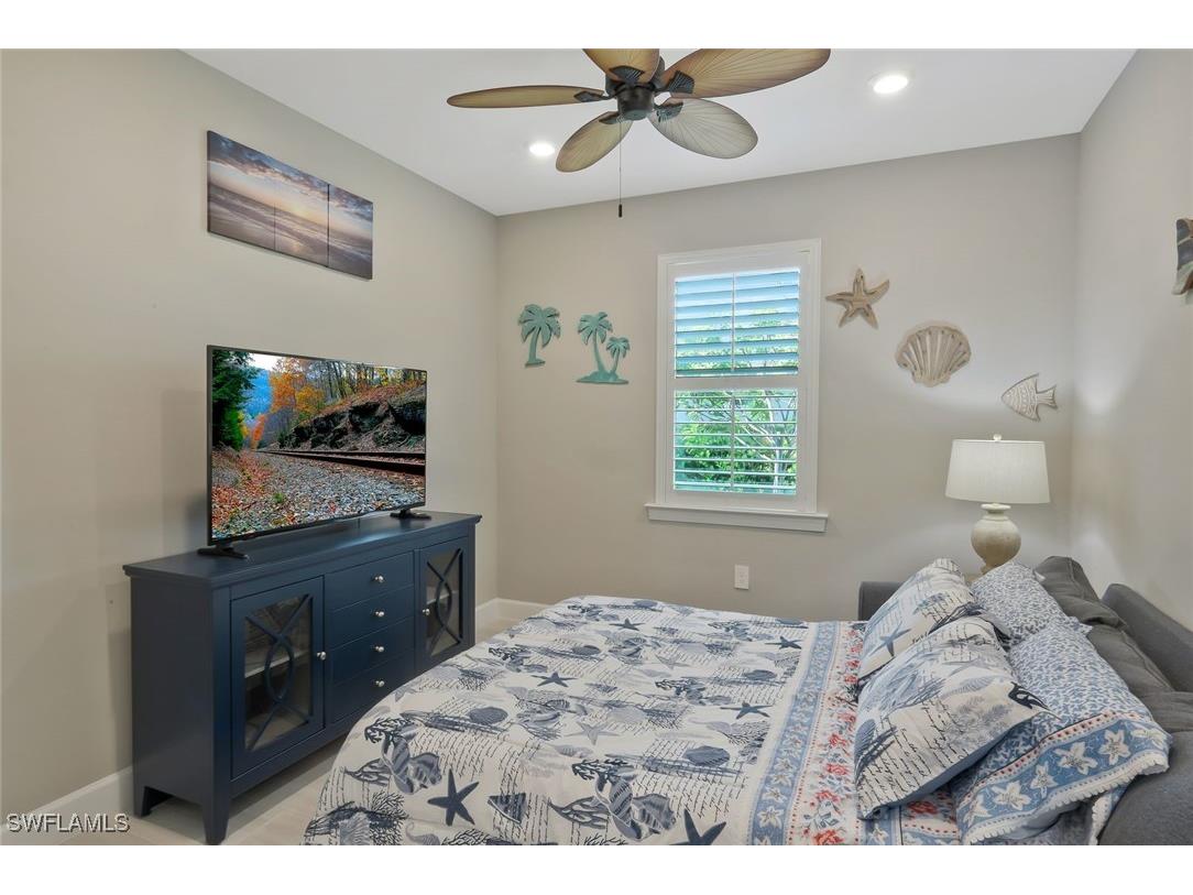 9640 Everglades Drive Naples FL 34120 225072350 image21