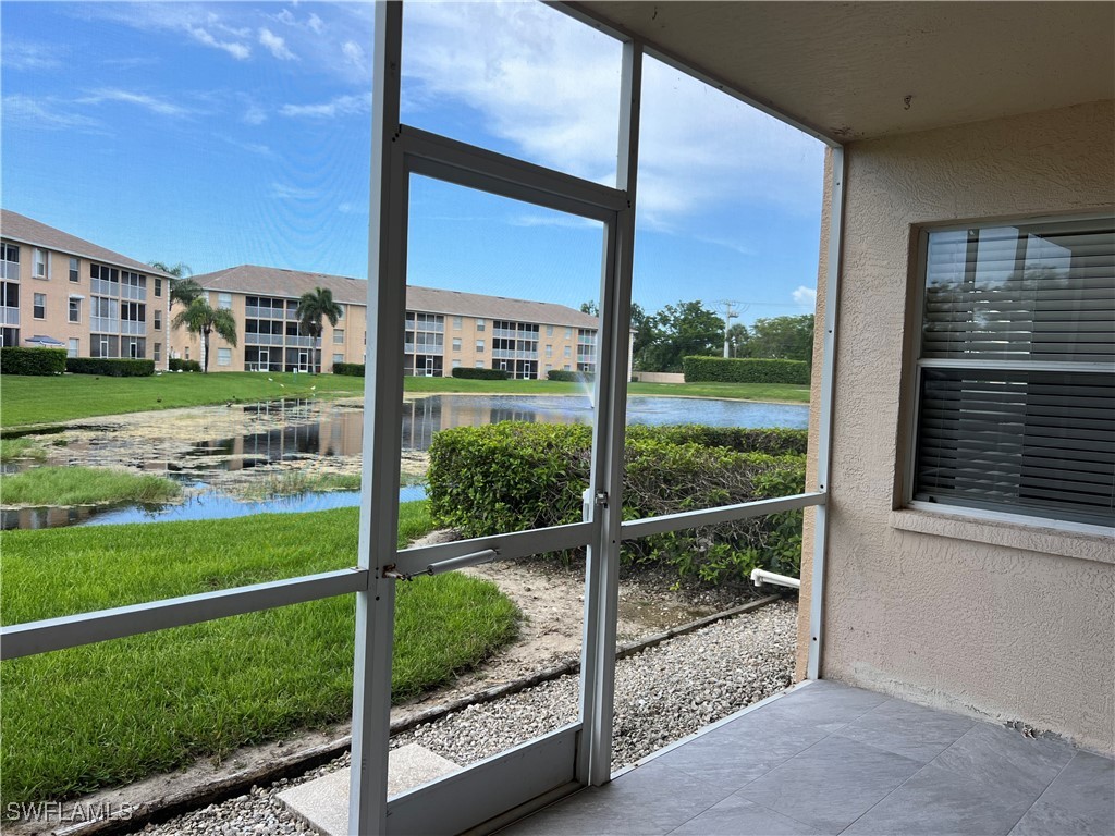 9640 Victoria Lane #105C Naples FL 34109 225064960 image22