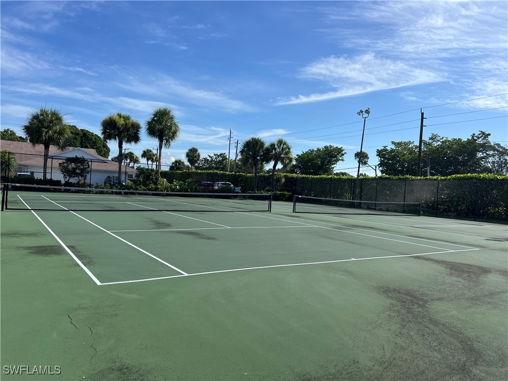 9640 Victoria Lane #105C Naples FL 34109 225064960 image31