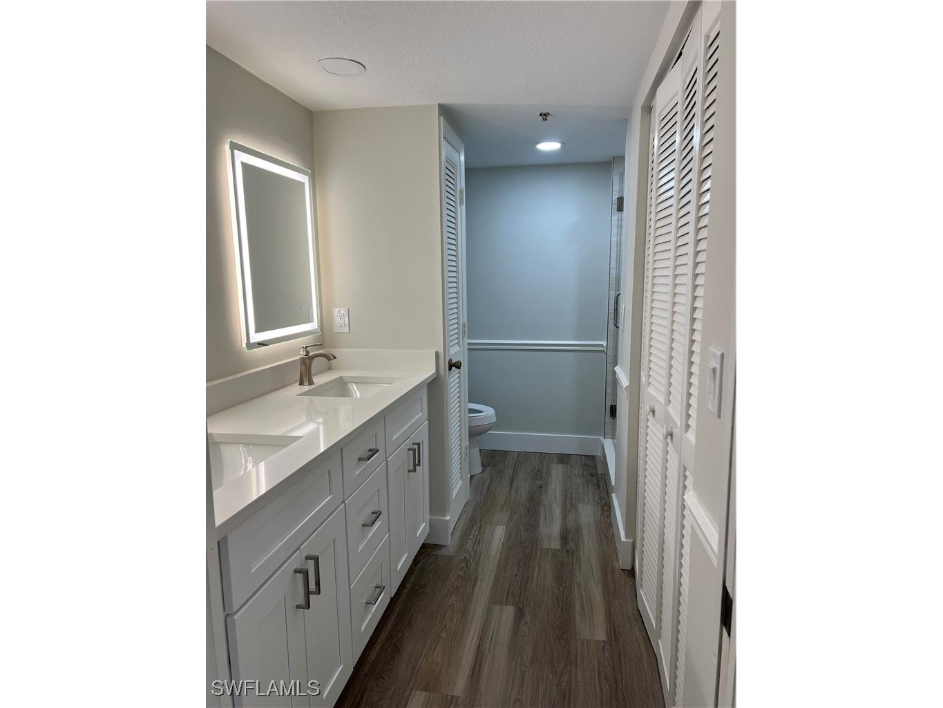 9640 Victoria Lane #105C Naples FL 34109 225064960 image36