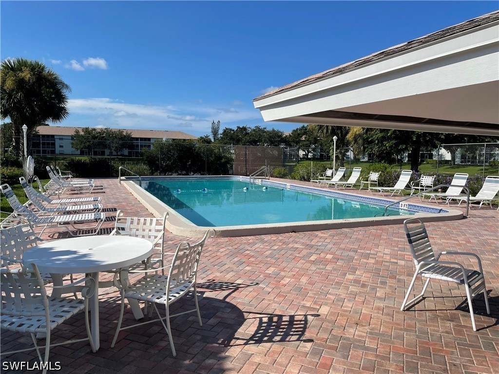9640 Victoria Lane #C-305 Naples FL 34109 226014743 image25