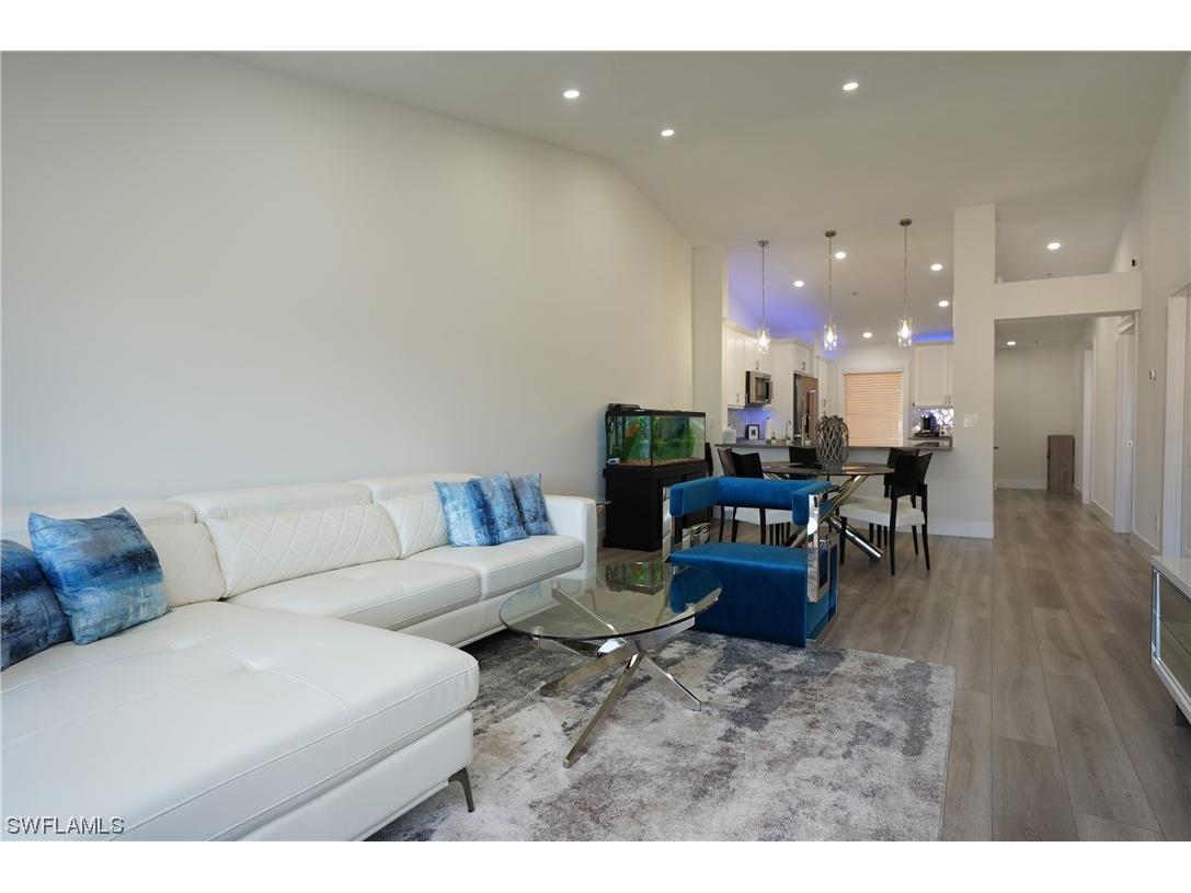 9640 Victoria Lane #C-308 Naples FL 34109 223030038 image1