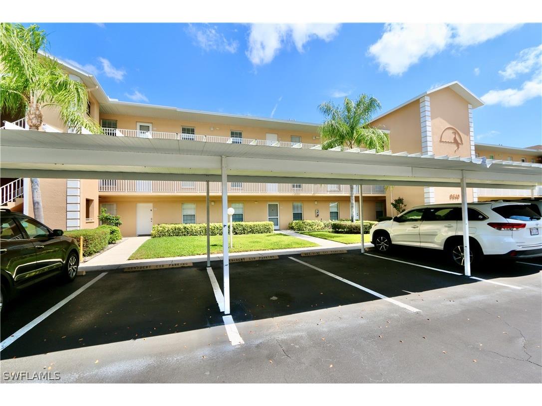 9640 Victoria Lane #C206 Naples FL 34109 224036146 image1