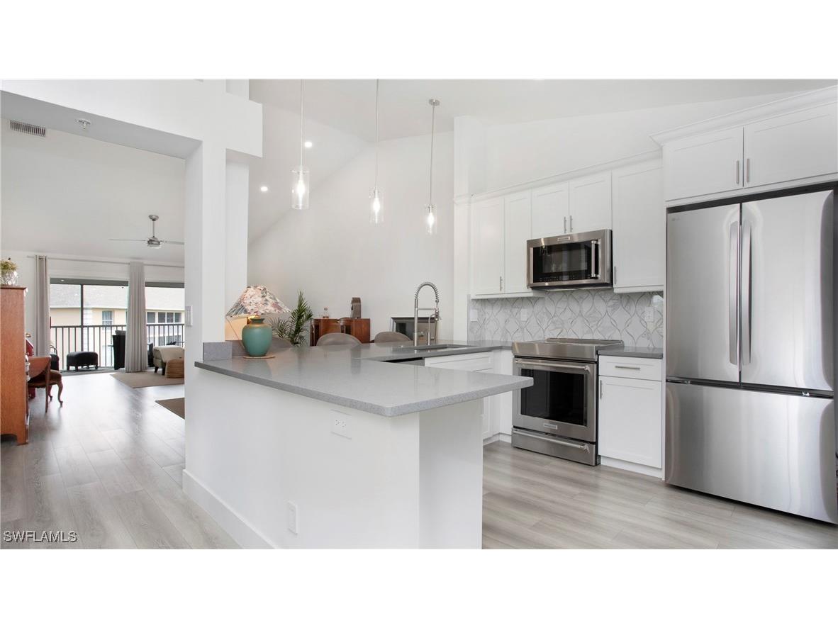 9640 Victoria Lane #C308 Naples FL 34109 225052593 image1