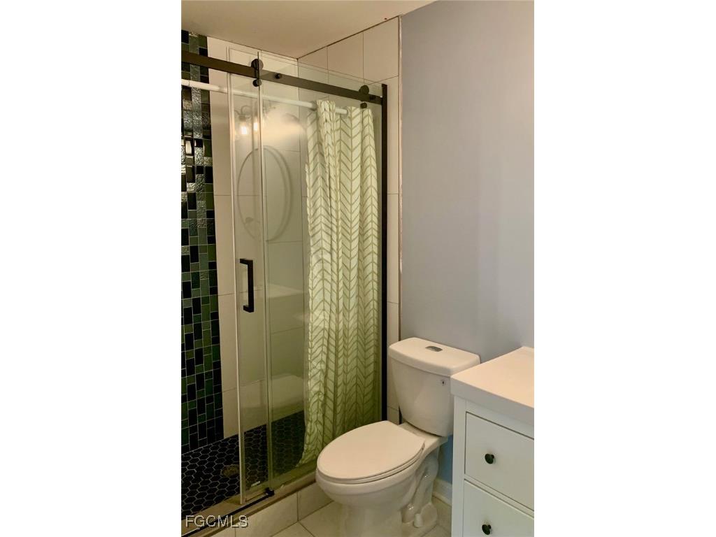 9640 Windsor Gardens Lane #201 Fort Myers FL 33919 2025019839 image17