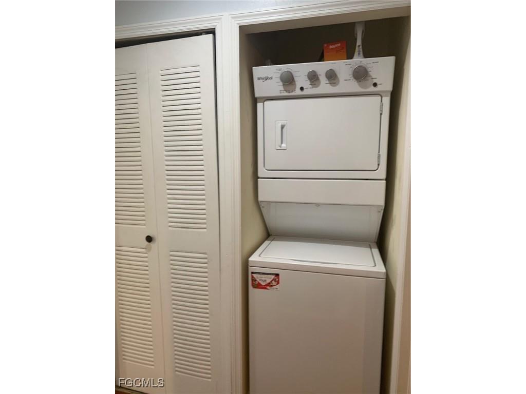 9640 Windsor Gardens Lane #201 Fort Myers FL 33919 2025019839 image18