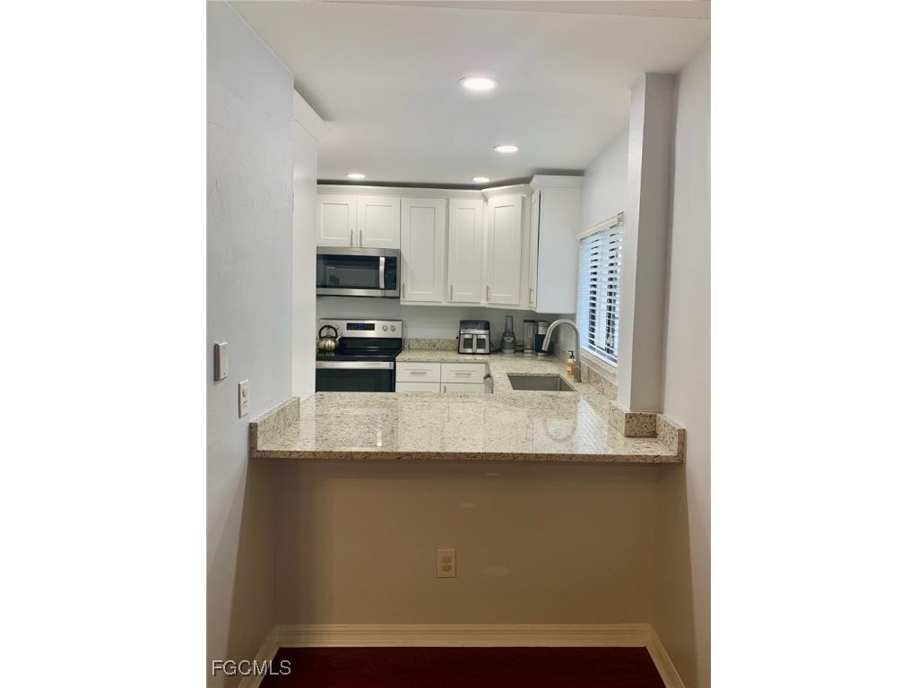 9640 Windsor Gardens Lane #201 Fort Myers FL 33919 2025019839 image9