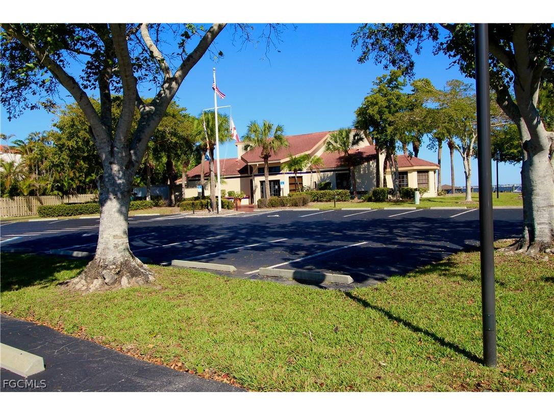 9641 Halyards Court #12 Fort Myers FL 33919 2026009962 image39