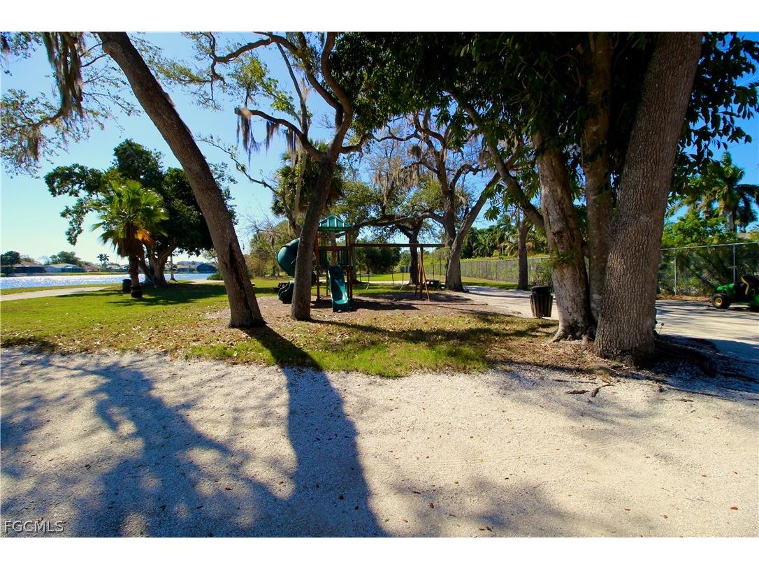 9641 Halyards Court #12 Fort Myers FL 33919 2026009962 image44