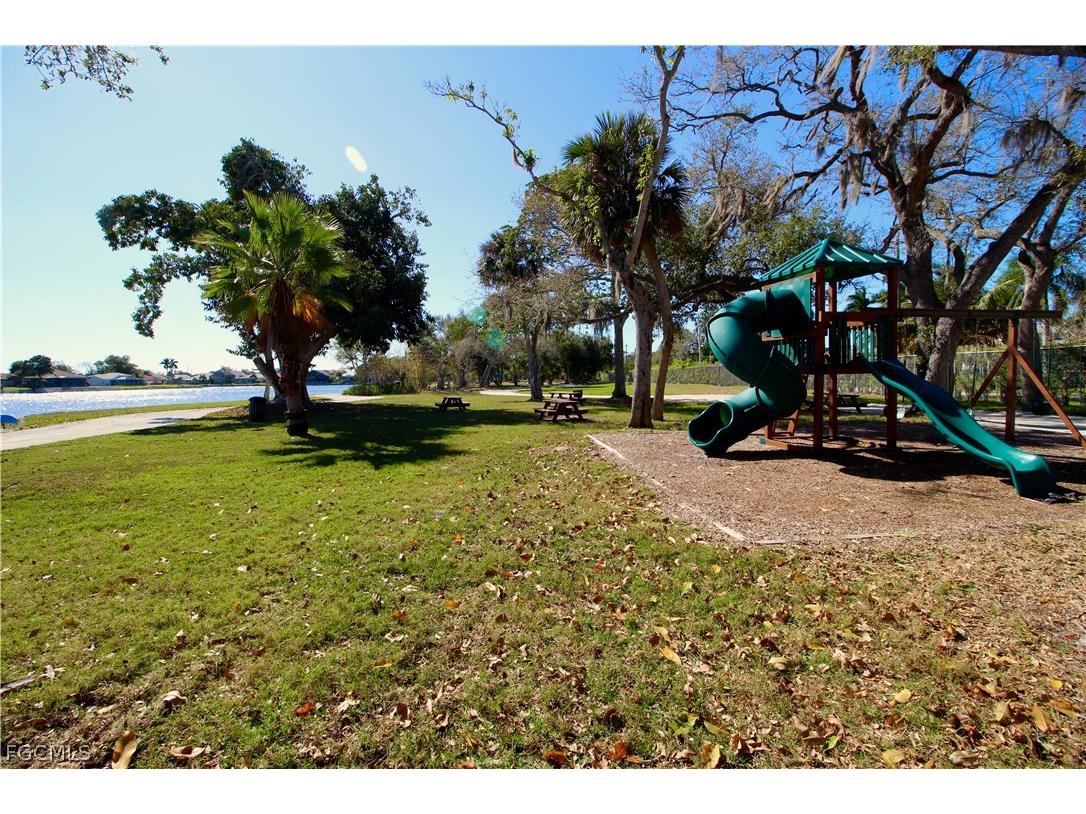 9641 Halyards Court #12 Fort Myers FL 33919 2026009962 image46