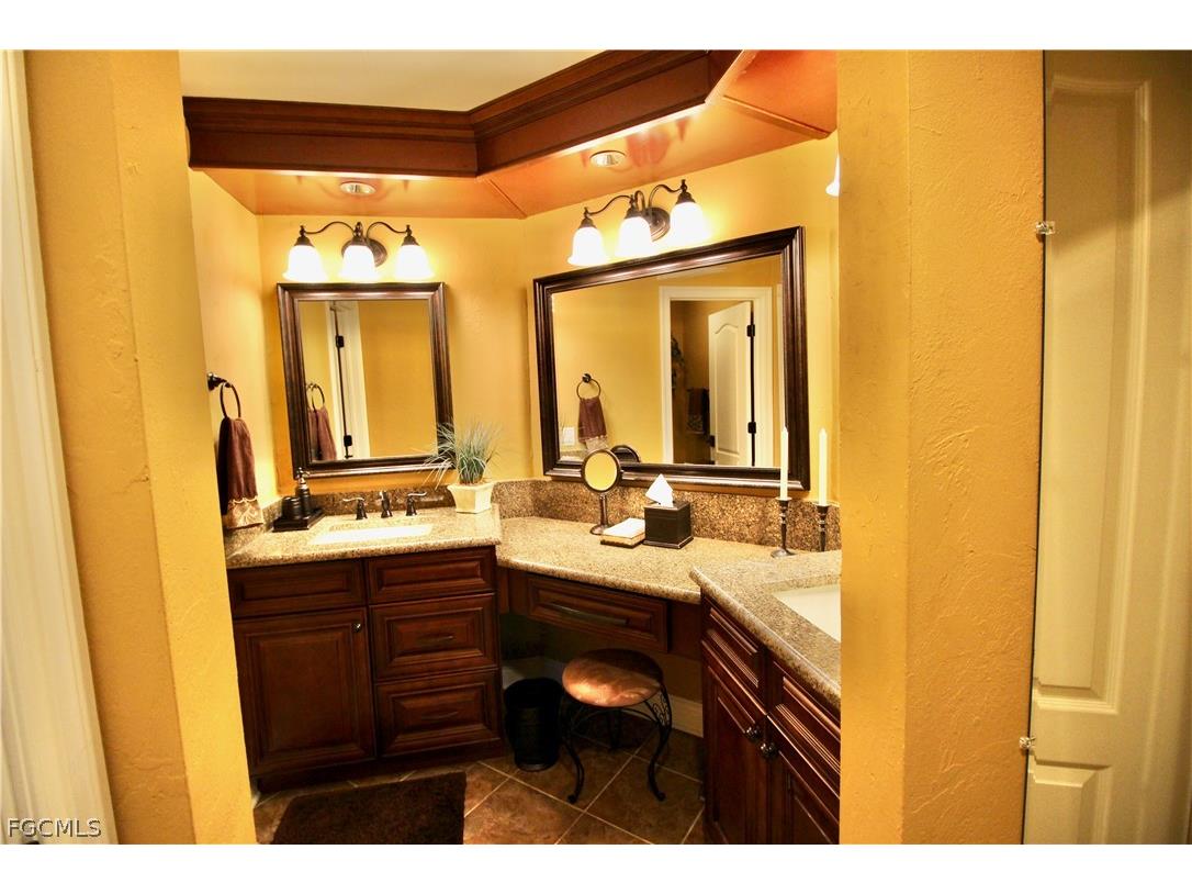 9641 Halyards Court #12 Fort Myers FL 33919 2026009962 image8