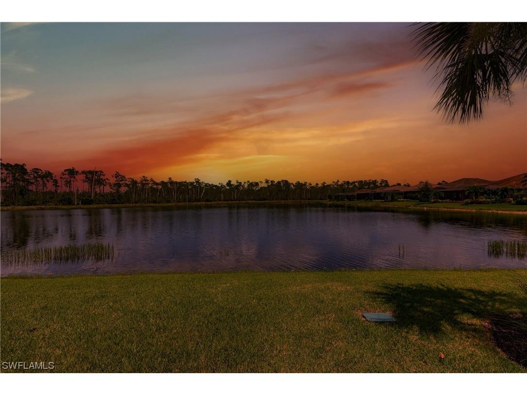 9641 Montelanico Loop #102 Naples FL 34119 224000514 image1