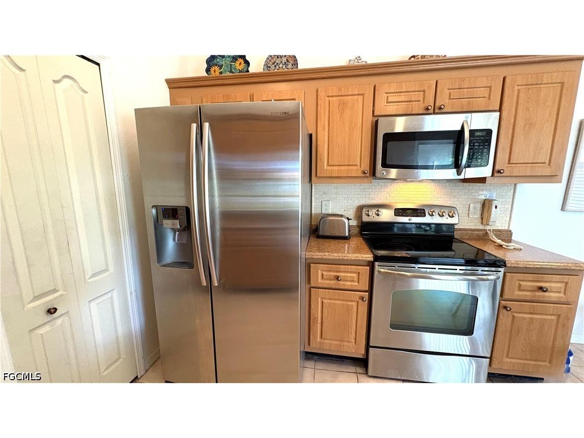 9643 Halyards Court #23 Fort Myers FL 33919 2026014977 image10