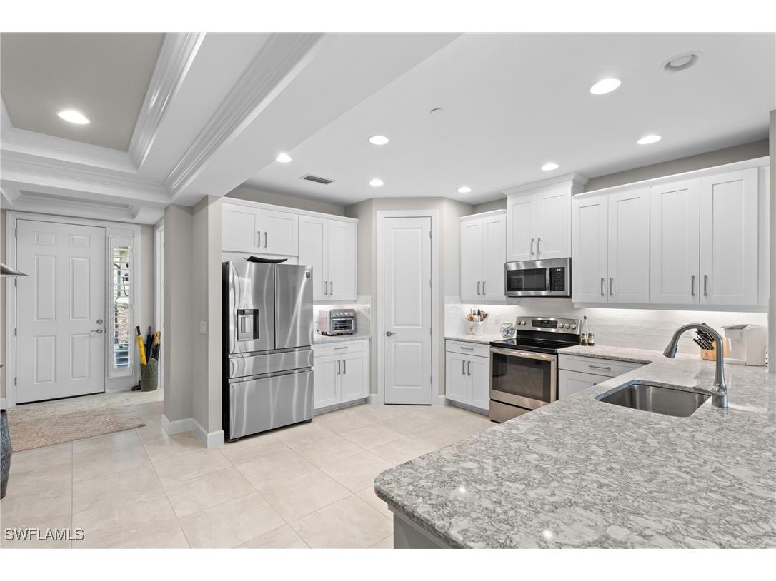 9646 Montelanico Loop #102 Naples FL 34119 225078412 image8