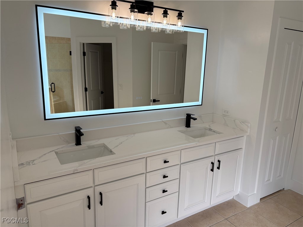 9649 Blue Stone Circle Fort Myers FL 33913 2025020583 image8