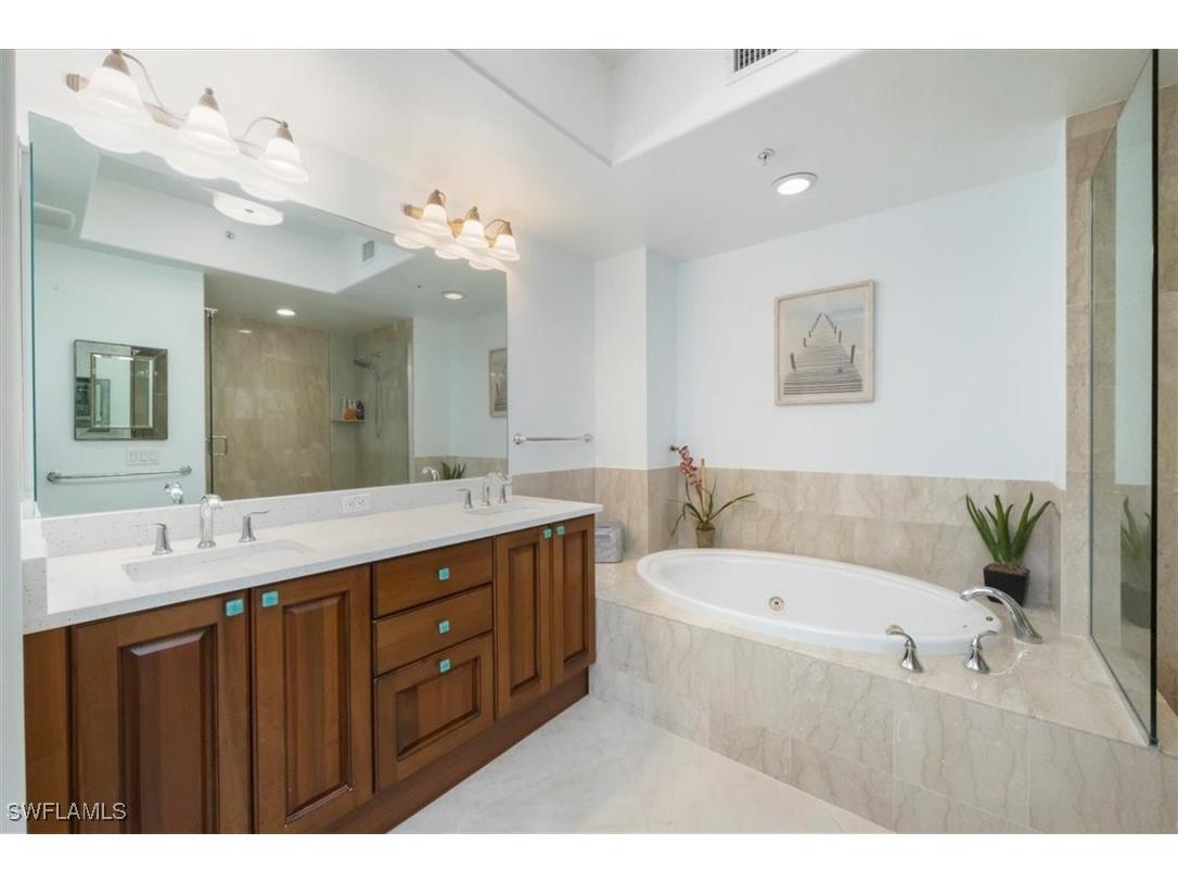 965 Sandpiper Street #J107 Naples FL 34102 225082183 image13