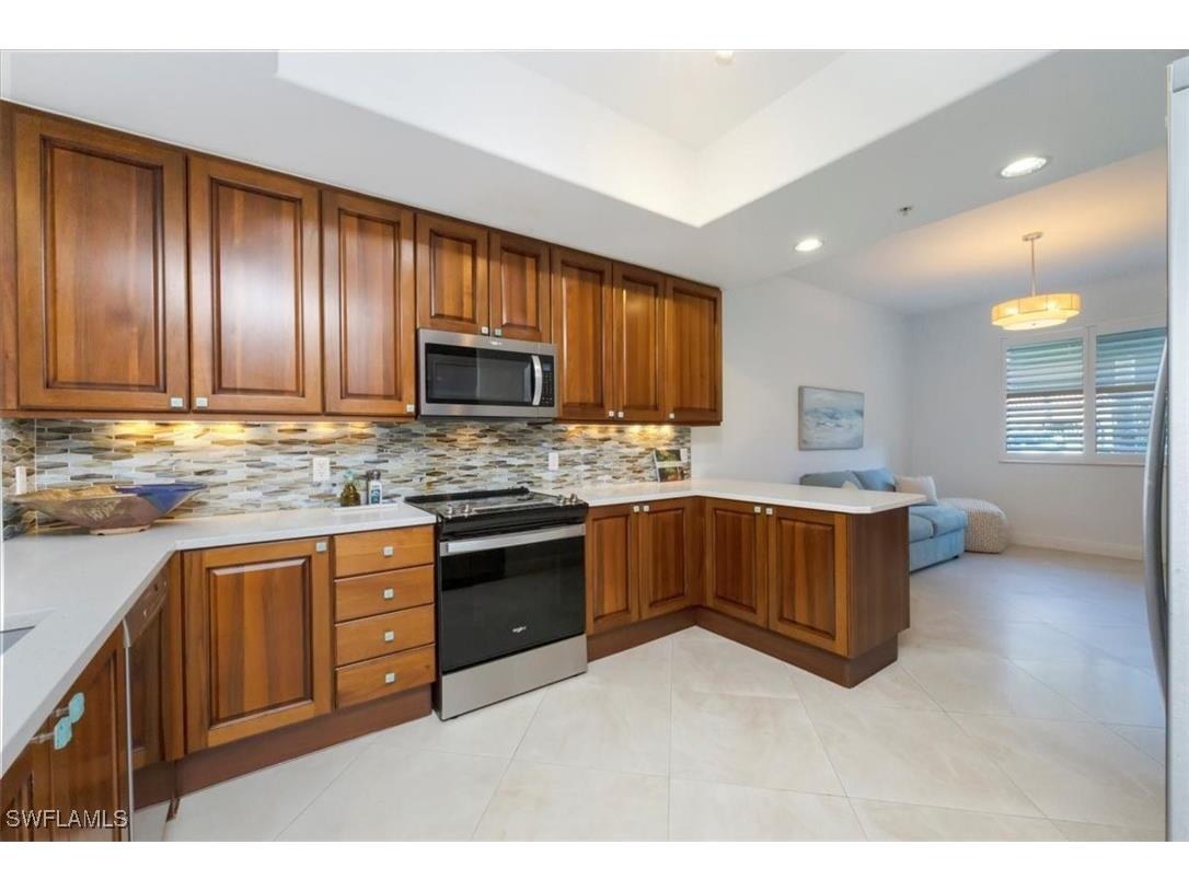 965 Sandpiper Street #J107 Naples FL 34102 225082183 image4