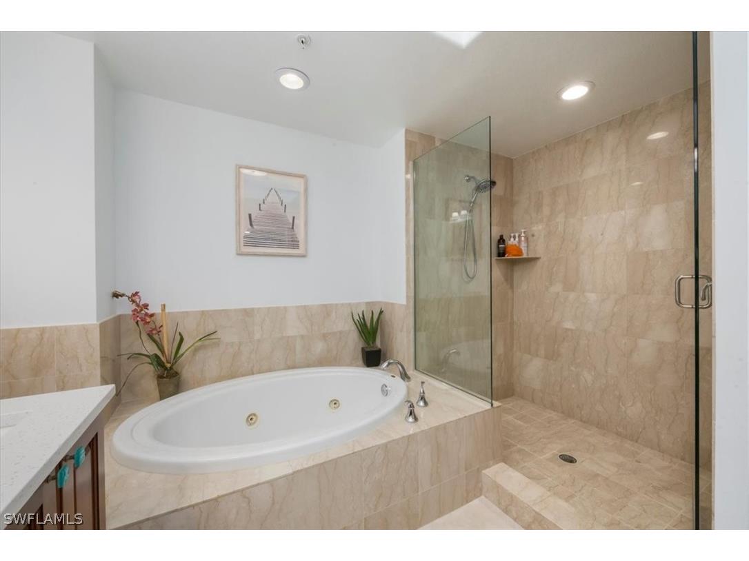 965 Sandpiper Street #J107 Naples FL 34102 226009248 image15