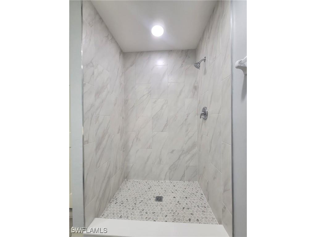 965 Tarpon Cove Drive #202 Naples FL 34110 225069924 image14