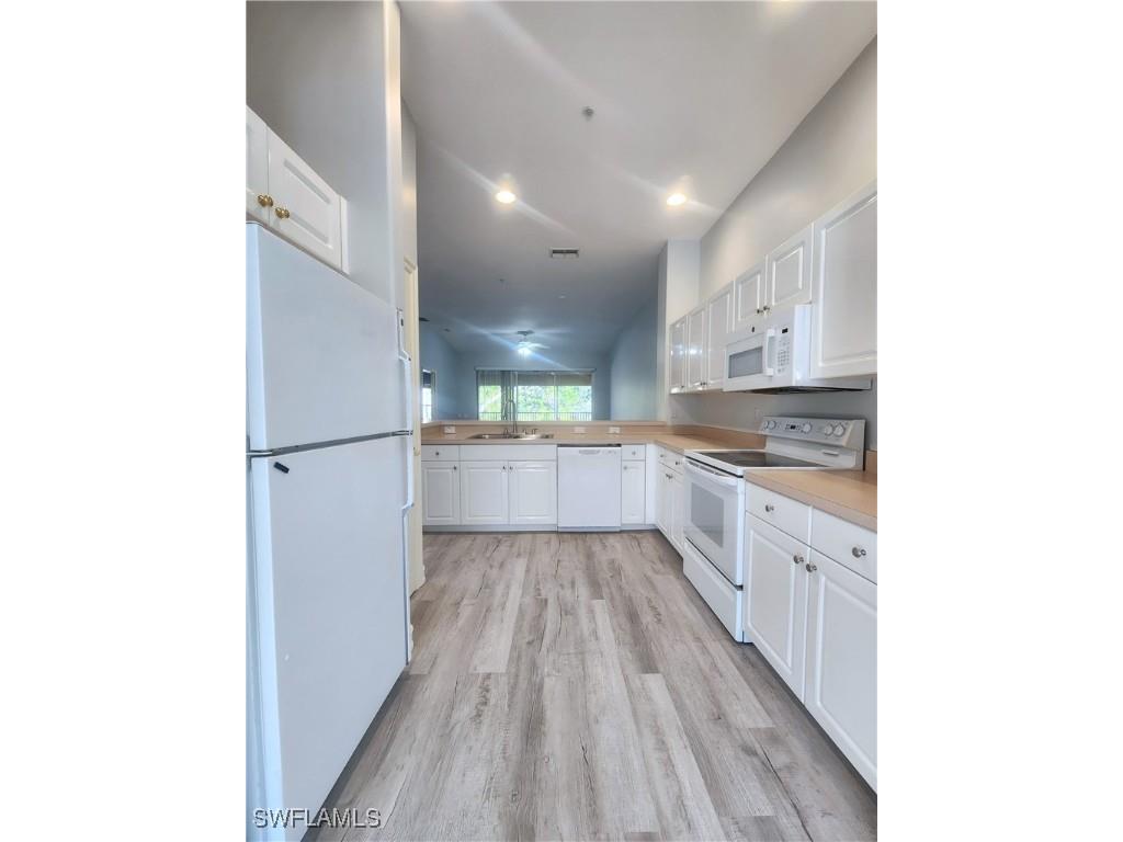 965 Tarpon Cove Drive #202 Naples FL 34110 225069924 image6