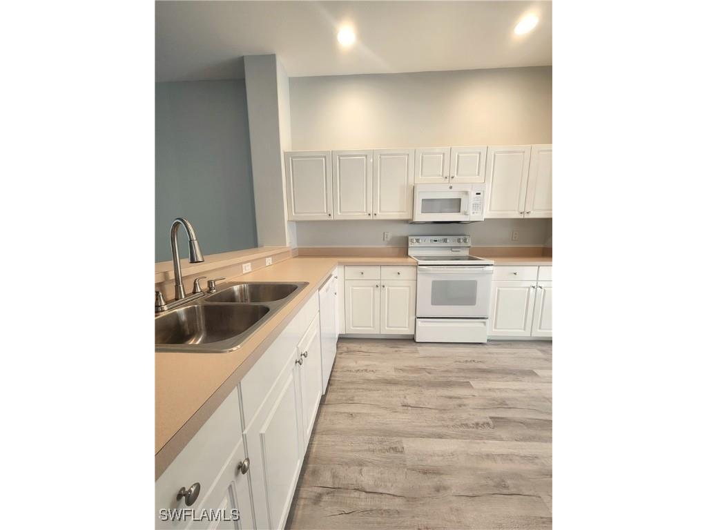 965 Tarpon Cove Drive #202 Naples FL 34110 225069924 image7