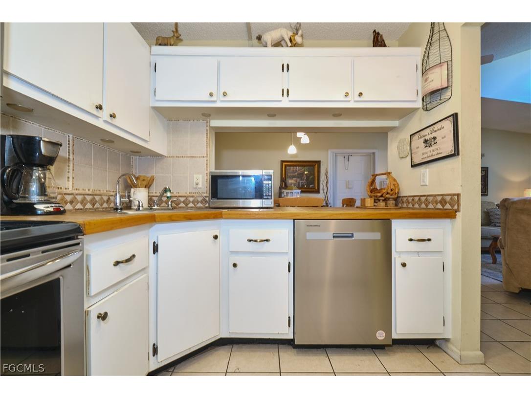 9650 Green Cypress Lane #22 Fort Myers FL 33905 2026009431 image10
