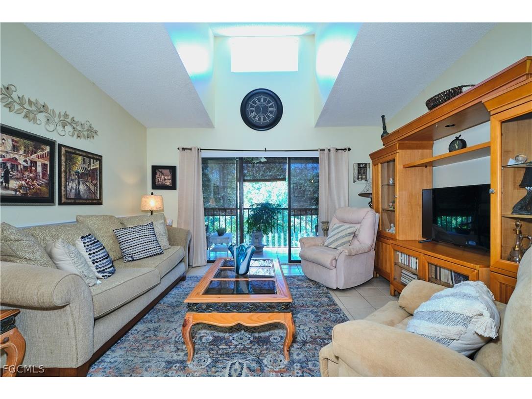9650 Green Cypress Lane #22 Fort Myers FL 33905 2026009431 image4