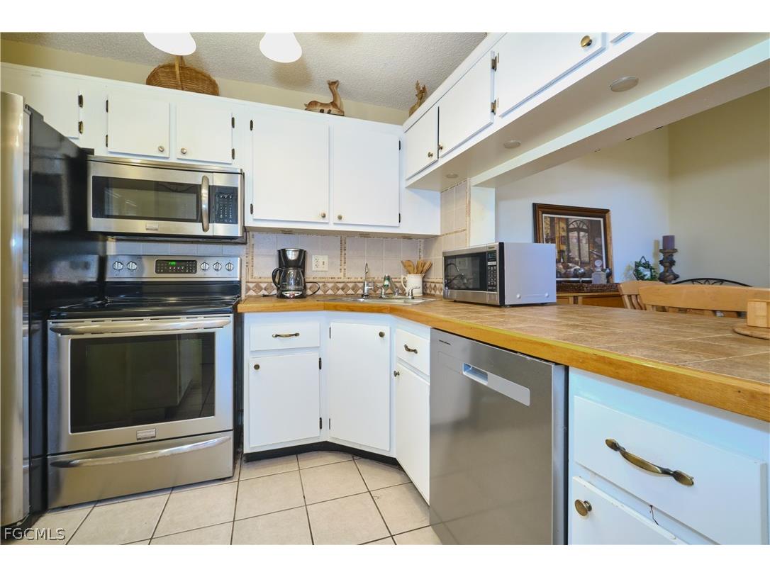 9650 Green Cypress Lane #22 Fort Myers FL 33905 2026009431 image9