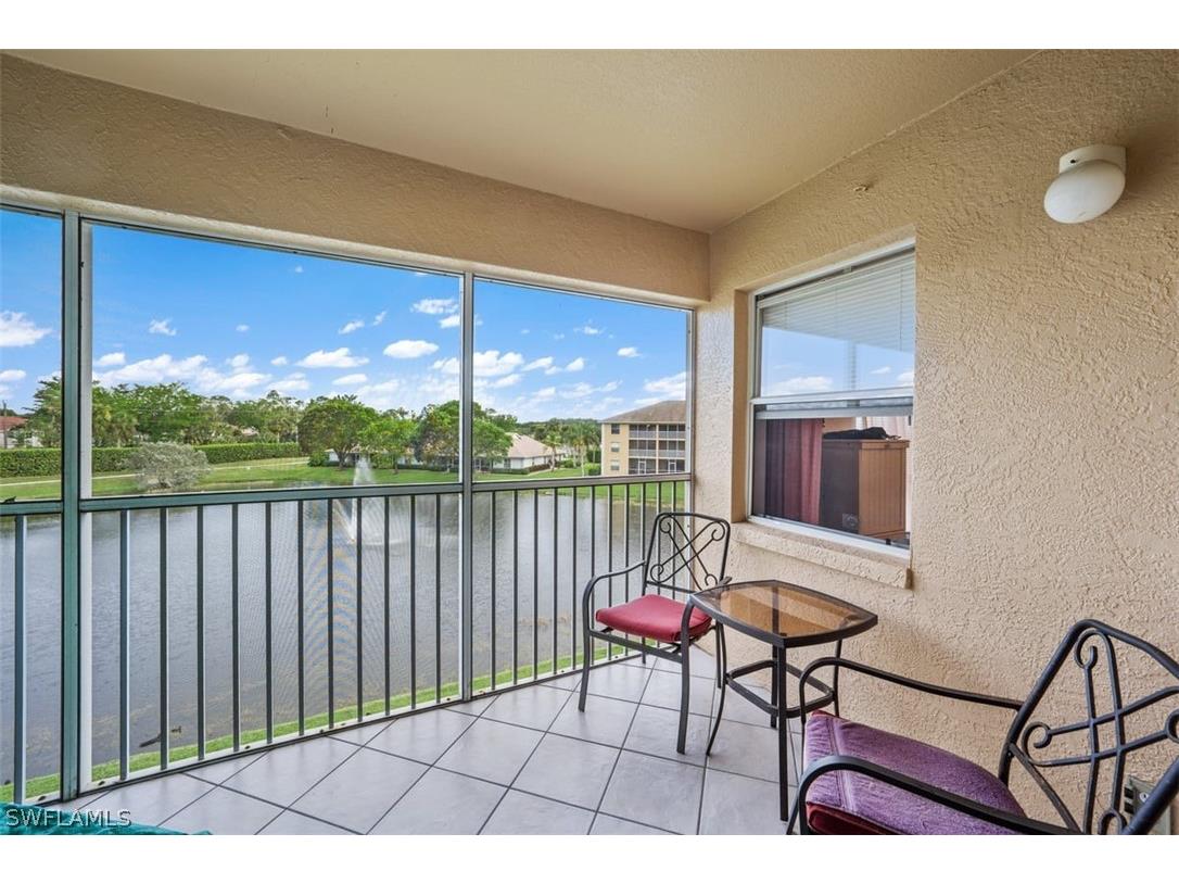 9650 Victoria Lane #B-307 Naples FL 34109 222082948 image1