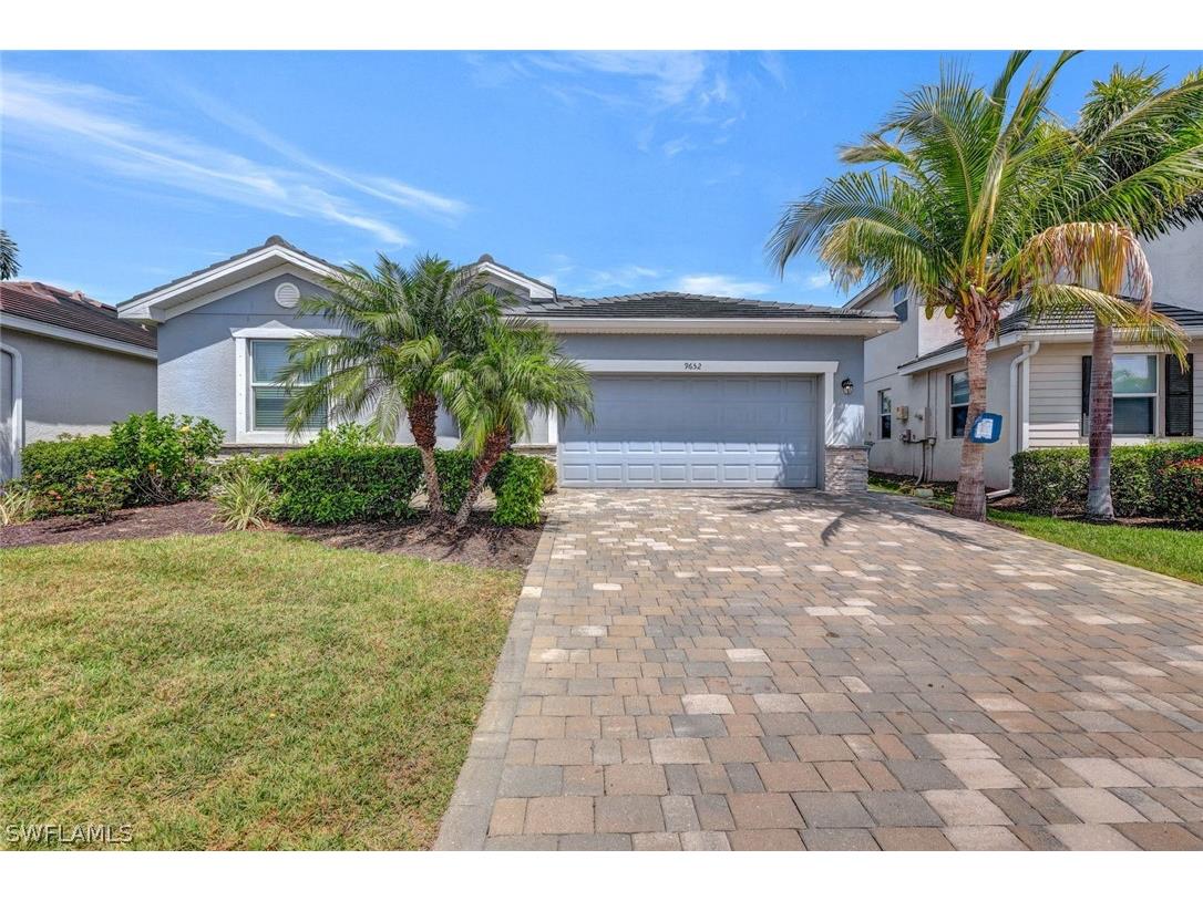 9652 Mirada Boulevard Fort Myers FL 33908 224038687 image1