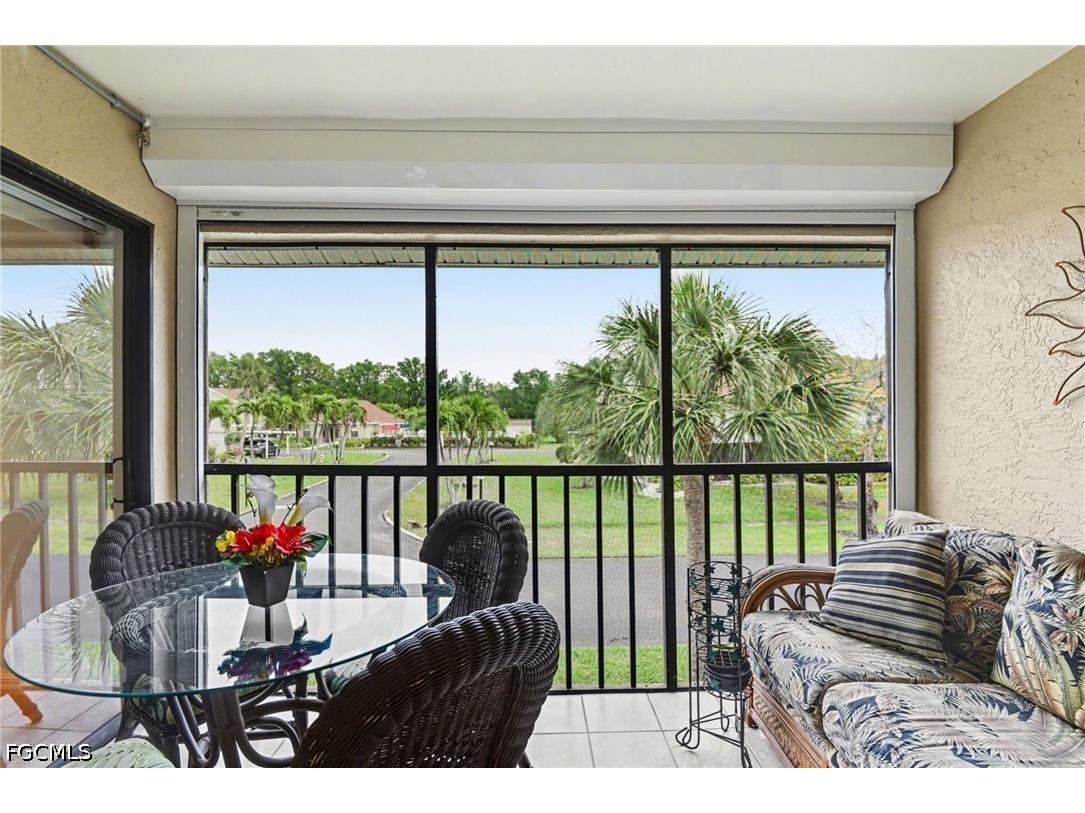 9652 Windsor Gardens Lane #203 Fort Myers FL 33919 2026015175 image1