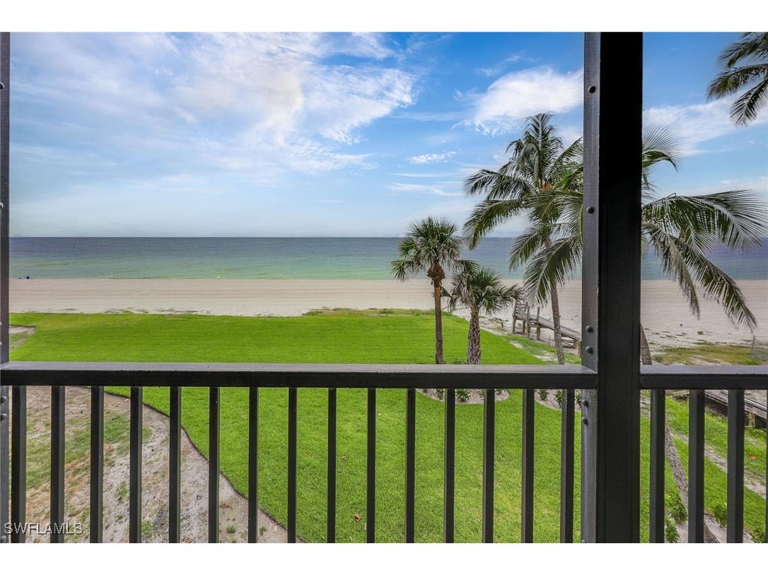9653 Gulf Shore Drive #203 Naples FL 34108 225058782 image19