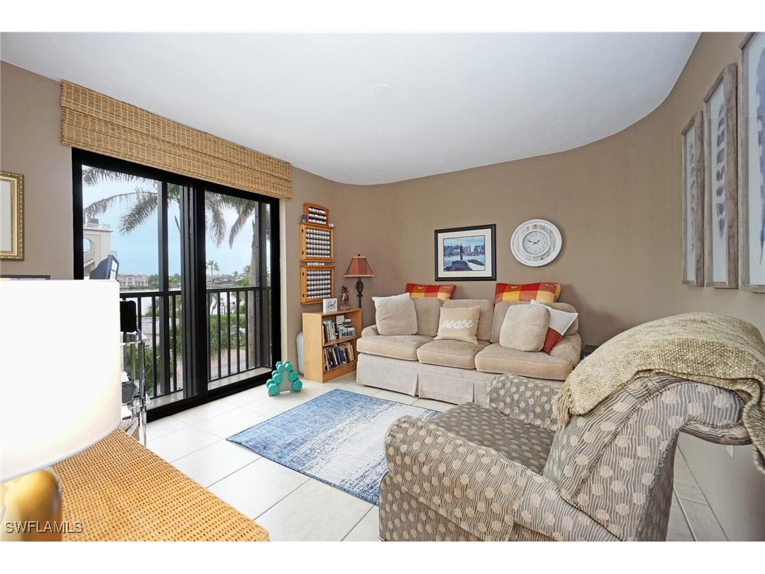 9653 Gulf Shore Drive #303 Naples FL 34108 225071583 image27