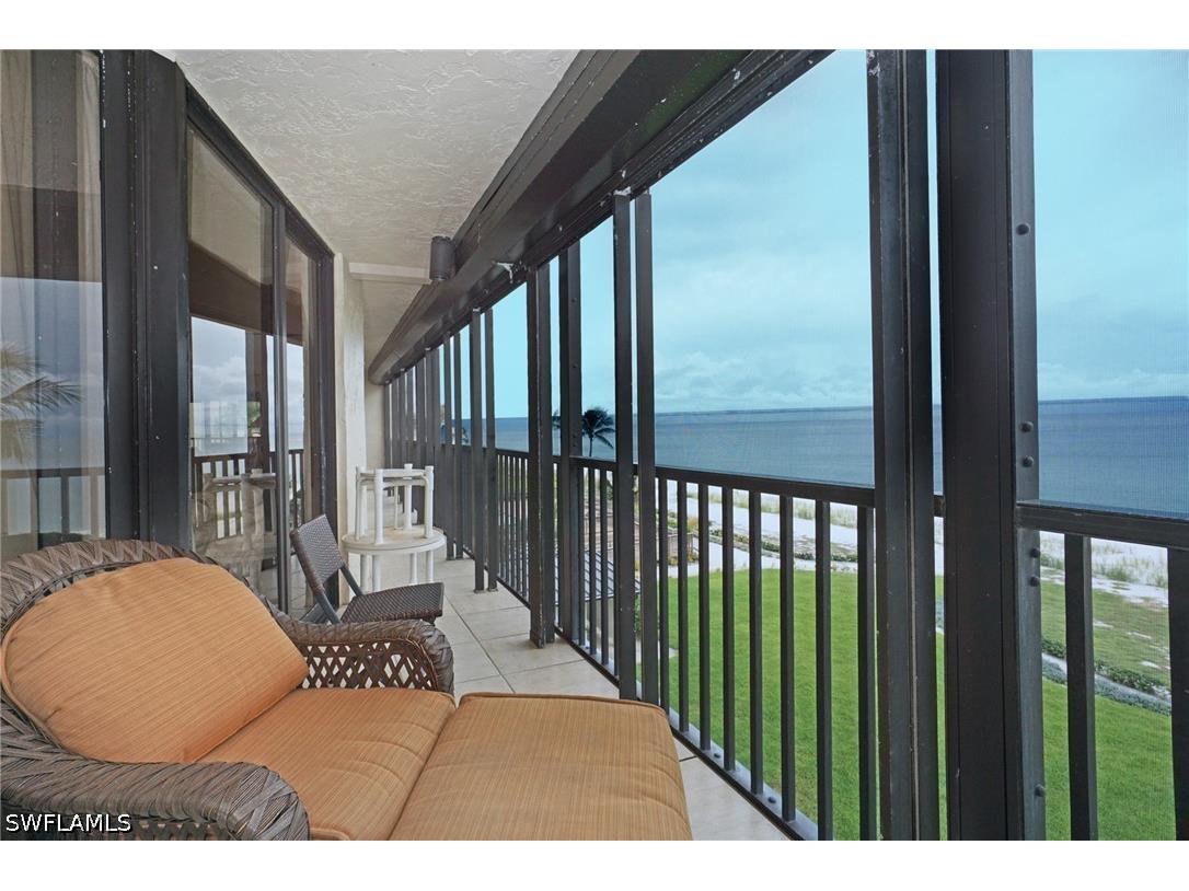 9653 Gulf Shore Drive #303 Naples FL 34108 226012807 image11