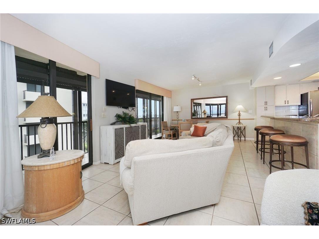 9653 Gulf Shore Drive #303 Naples FL 34108 226012807 image15