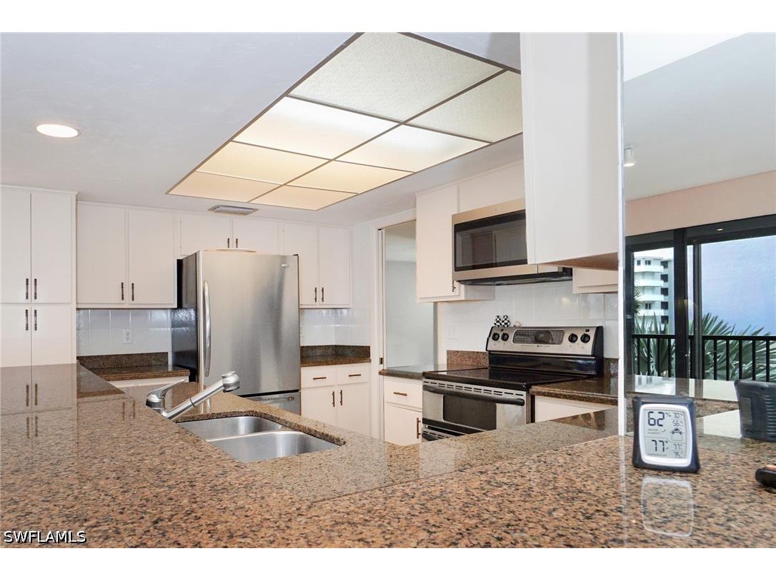 9653 Gulf Shore Drive #303 Naples FL 34108 226012807 image18