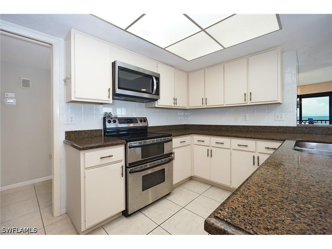 9653 Gulf Shore Drive #303 Naples FL 34108 226012807 image19
