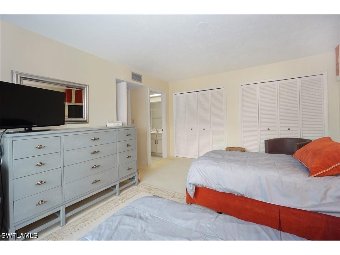 9653 Gulf Shore Drive #303 Naples FL 34108 226012807 image25